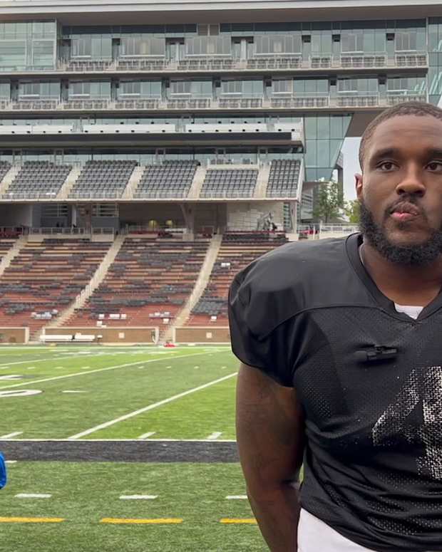 Cincinnati DE Malik Vann On D-Line Consistency, His Nice Opening Half of the Season, And More